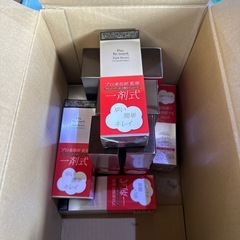 白髪染め　自然な褐色　　定価4.000円弱の物、在庫12点ありの画像