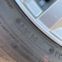 エスティマヤリスクロスなどスタッドレスの画像