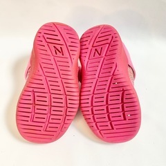 キッズ　サンダル　13cm ニューバランスの画像