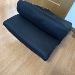 あまり使ってない座椅子の画像