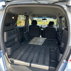 【商談中】《フリードスパイク ハイブリッド  エアロ付き☆超美車☆車検R8年10月迄》左パワースライドドア☆Gathersナビ（VXM-165VFi）・地デジフルセグTV・Bluetooth・バックモニター・☆ETC☆クルーズコントロール☆VSA☆コンパクトミニバン☆荷室がとても広いのでバン代わりにも使えます！の画像