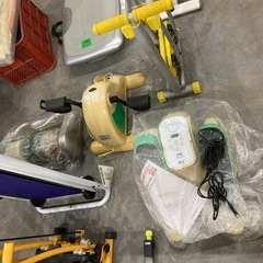 お店にてフリーマーケット開催　フィットネス機器他いろいろ　1000円から！の画像