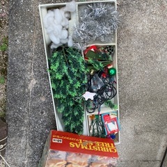 クリスマスツリー小型の画像