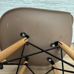 イームズ チェア 一脚 汚れありますの画像