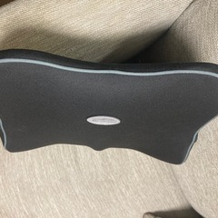 低反発腰クッション ランバーサポート の画像