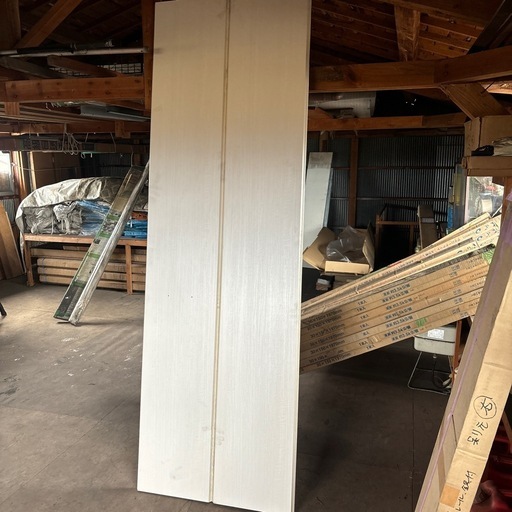 最終値下げ！収納室用　クローゼット用折戸　のみ②