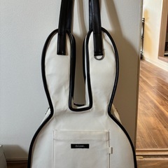 CUNE バッグの画像