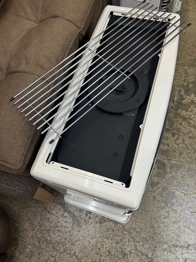 アース万代店　分解掃除済み極美品 SUNPOT FF式石油ストーブ FFR-7011RF 木造18畳／鉄筋コンクリート29畳 カベック