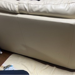 2人用ソファー白①
の画像