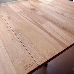 テーブル折りたたみ、キャスター付き
の画像