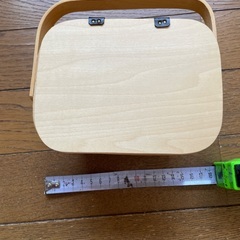 ハンドメイド用蓋付きカゴの画像