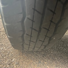 ハイエース200系ノーマルタイヤの画像