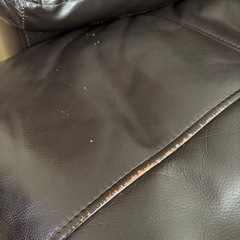 出品中のものと同時購入割引あり^_^  ニトリ　本革　2人用ソファーの画像