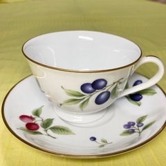 ノリタケ カップ&ソーサー 2客セット コンテンポラリー 果実柄 フルーツの画像