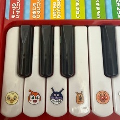 最終値下げ！他で売れたら削除します。早めに取り引き出来る方！【美品】アンパンマン ノリノリおんがくキーボードだいすきの画像