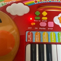 最終値下げ！他で売れたら削除します。早めに取り引き出来る方！【美品】アンパンマン ノリノリおんがくキーボードだいすきの画像