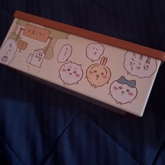 ちいかわ　缶ケースの画像