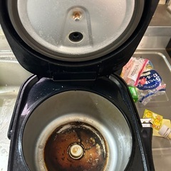 炊飯器の画像
