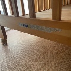 ベビーベッドの画像
