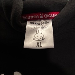 CUNE パーカー　XLサイズの画像