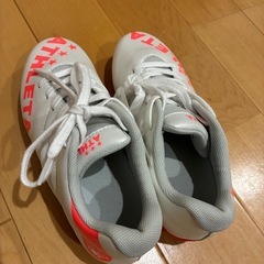 サッカー　スパイク　22cmの画像