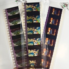 【ハウルの動く城、新品】フィルムブックマーカー３枚&トランプ&フィルム　激レアの画像