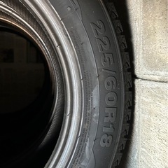 【美品】スタッドレスタイヤ　4本セット　SUVの画像