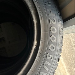 【美品】スタッドレスタイヤ　4本セット　SUVの画像