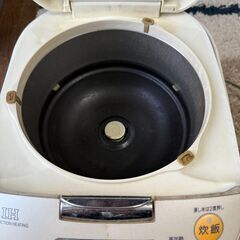 National IH 炊飯ジャー  SR-A10F  5合炊き　の画像