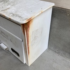 ポスト　白の画像