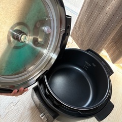 9/25購入使用３回アイリスオーヤマ 電気圧力鍋 自動調理器の画像