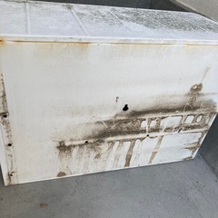 ポスト　白の画像