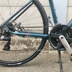 【部品総新品・色薄部分有】GT トラフィック　3.0  21速　クロスバイク　CT520mmの画像