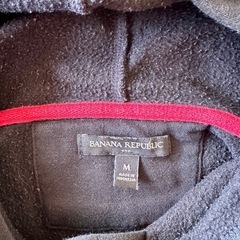 バナナリパブリック メンズパーカーM
の画像