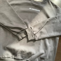 韓国お土産 服 トレーナー グレーの画像