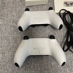 PS5 CFI-2000A01の画像