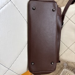 本革ショルダーバッグ
の画像