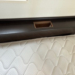 セミダブルベッド
の画像