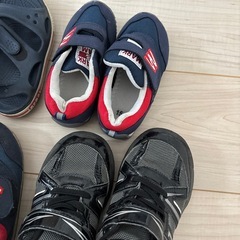 靴まとめ売りの画像