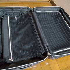 スーツケースの画像