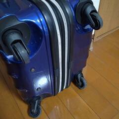 スーツケースの画像