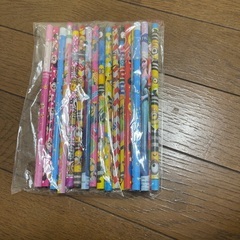 様々な鉛筆の画像