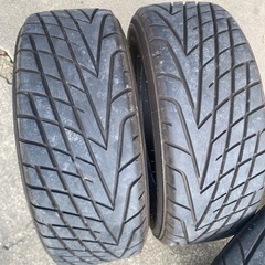 YOKOHAMA タイヤの画像