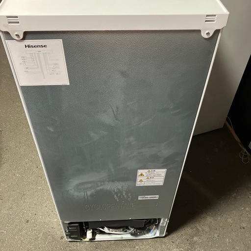 ☆値下げ☆　I 2511-154 ハイセンス　ノンフロン冷凍冷蔵庫2ドア　2023年製　HR-D13E2W キズ汚れ有り