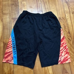 【無料】子供用ズボン150㎝程度の画像