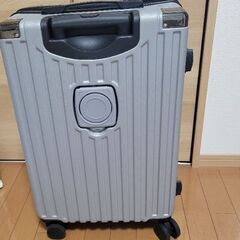 スーツケースMサイズの画像