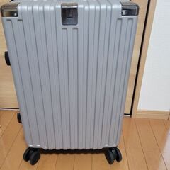 スーツケースMサイズの画像