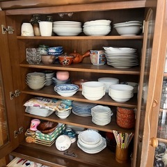 食器棚の画像