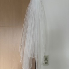 【4つセット】ウェディングベール 手袋 ヘッドアクセサリー、ピアスの画像