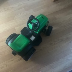 電動トラクターの画像